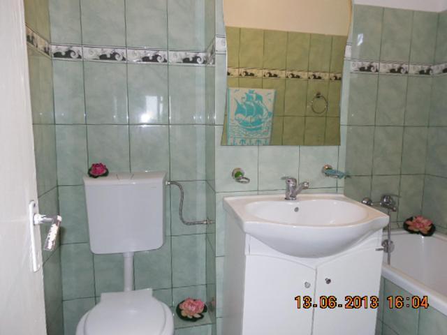 Iarina Ap Decomandat 2 Cam Sat Vacanta Mamaia コンスタンツァ エクステリア 写真